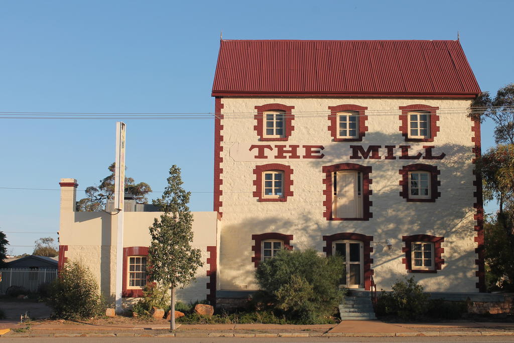 Flinders Ranges Motel - The Mill Quorn Exterior photo